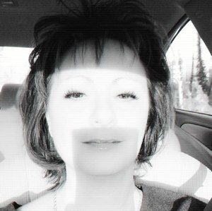 Meet your Posher, Lorraine